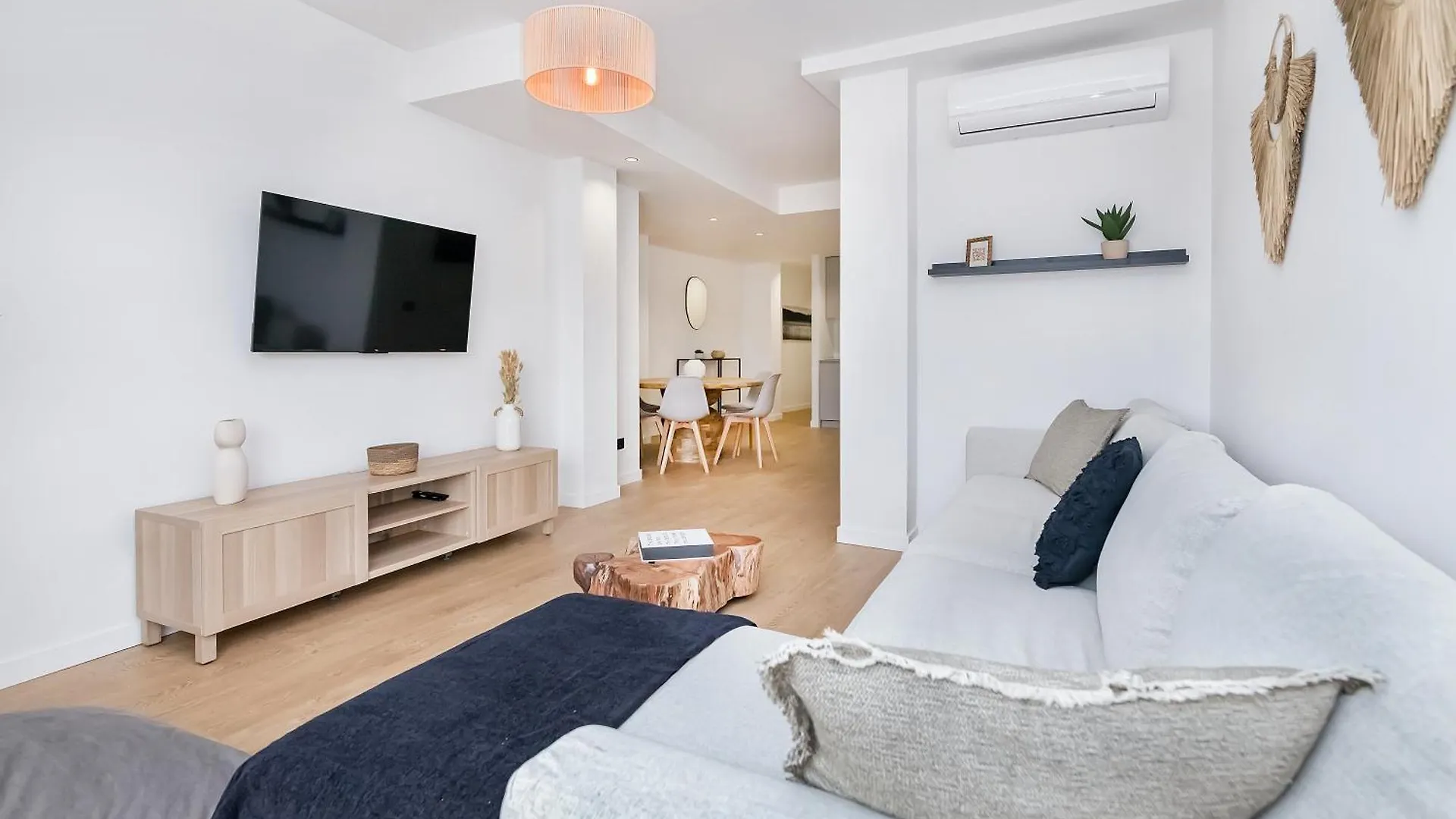 San Rafael & Parking Apartment Malaga
